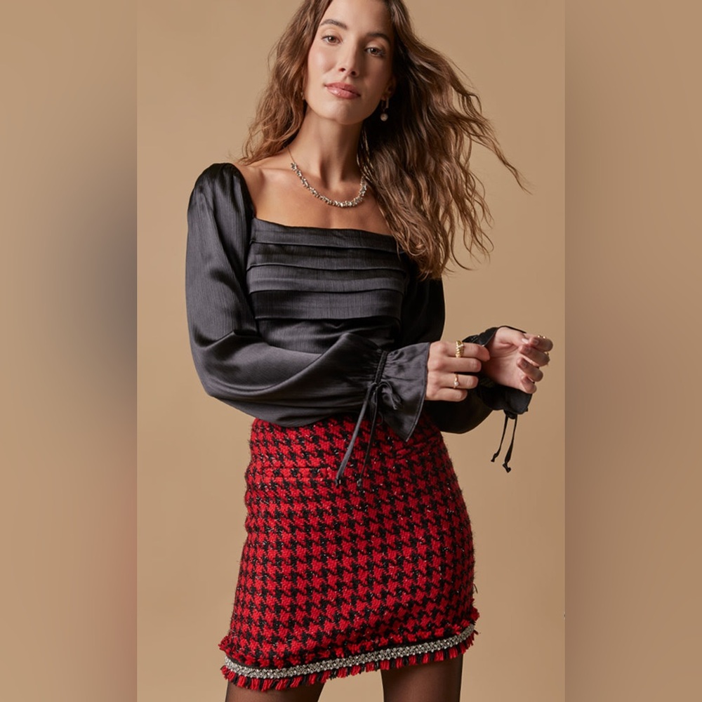 Scarlette Houndstooth Mini Skirt  by Francesca’s